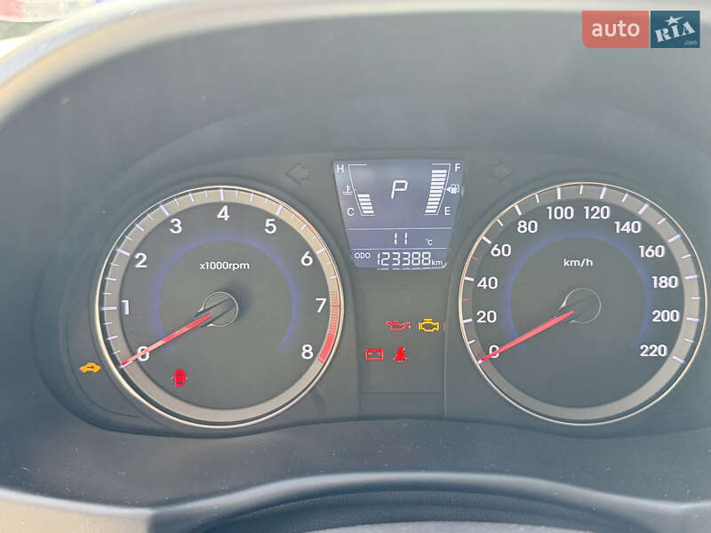 Седан Hyundai Accent 2013 в Киеве