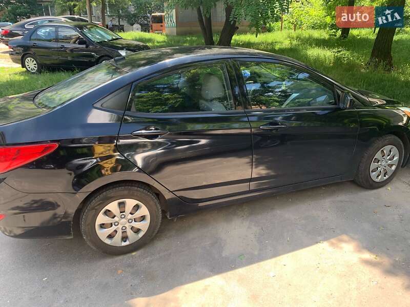 Седан Hyundai Accent 2015 в Киеве