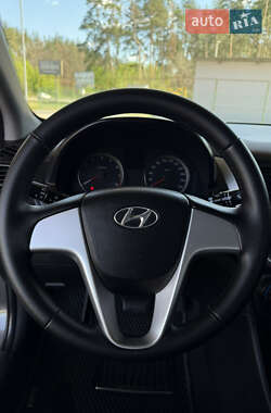 Седан Hyundai Accent 2013 в 