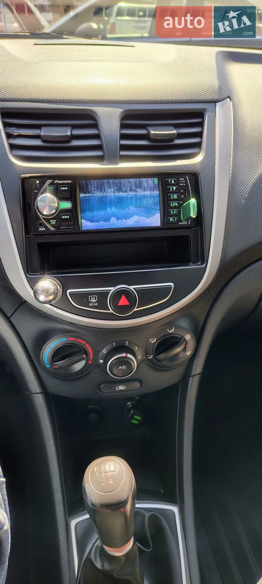 2012 Hyundai Accent - мініатюра 15