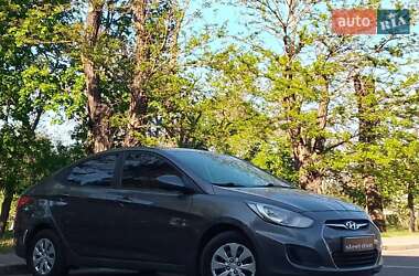 Седан Hyundai Accent 2017 в Миколаєві