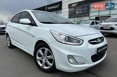 Седан Hyundai Accent 2013 в Києві