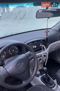 Седан Hyundai Accent 2009 в 