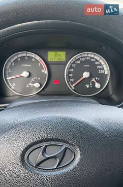 Седан Hyundai Accent 2009 в 