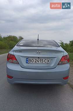 Седан Hyundai Accent 2011 в 