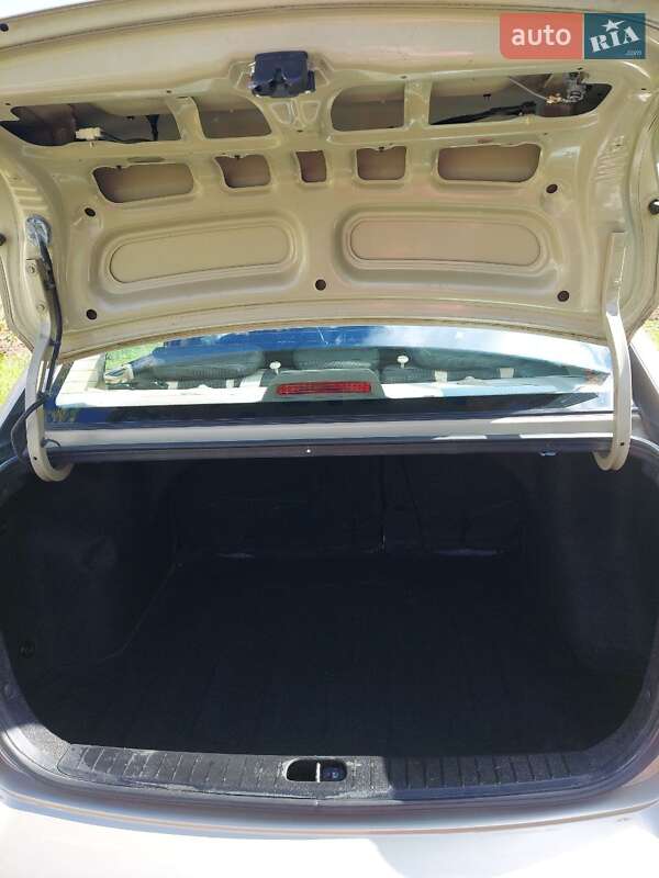 Седан Hyundai Accent 2008 в Полтаве