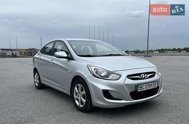 Седан Hyundai Accent 2013 в 