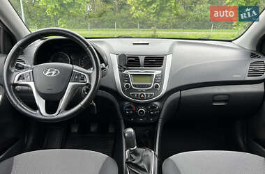 Седан Hyundai Accent 2013 в 