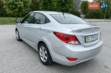 Седан Hyundai Accent 2013 в 