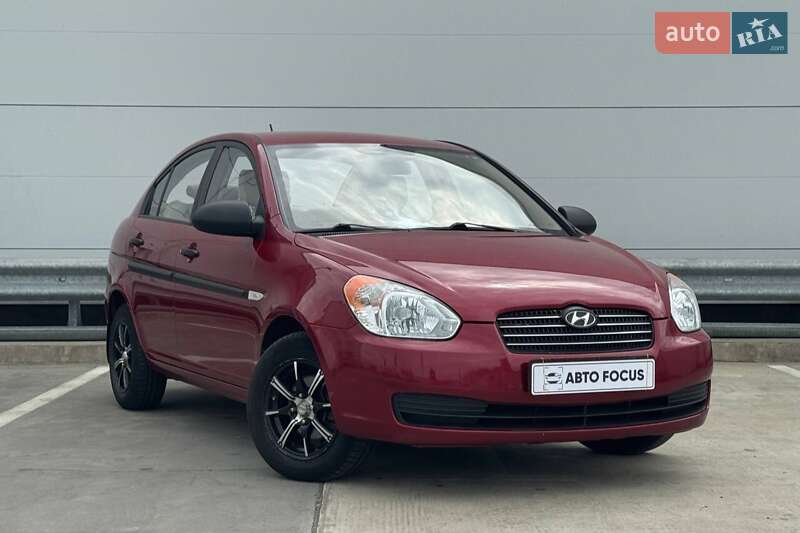 Hyundai Accent 2010
