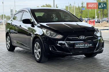 Седан Hyundai Accent 2013 в 
