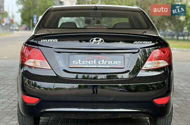 Седан Hyundai Accent 2013 в 