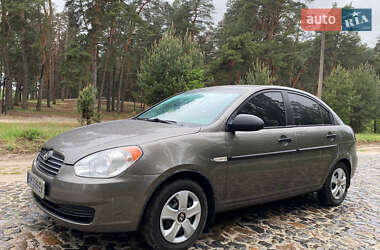 Седан Hyundai Accent 2008 в Охтирці