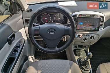 Седан Hyundai Accent 2010 в 