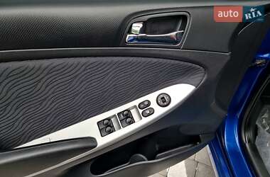Седан Hyundai Accent 2011 в 