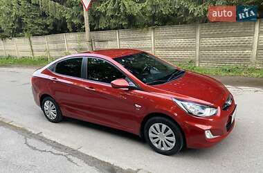 Седан Hyundai Accent 2012 в Виннице