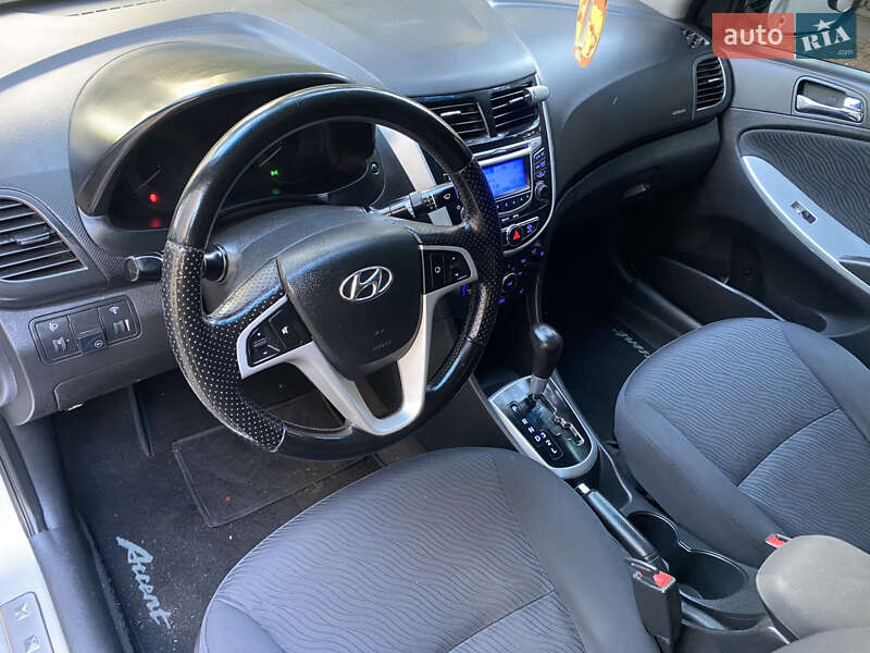 Седан Hyundai Accent 2012 в Харькове