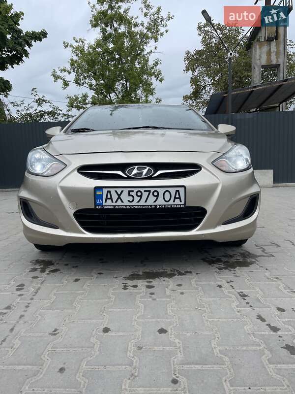 Седан Hyundai Accent 2011 в Тернополе