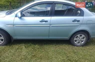 Седан Hyundai Accent 2008 в Бурштыне