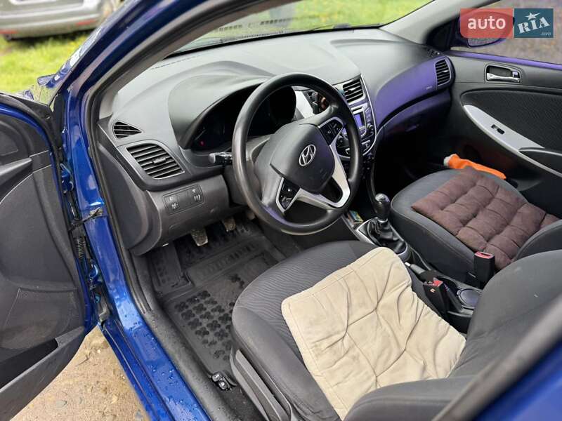 Седан Hyundai Accent 2011 в Косове фото 11 Седан Hyundai Accent 2011 в Косове