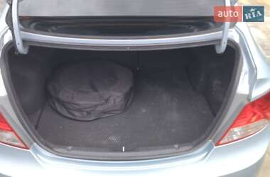 Седан Hyundai Accent 2011 в 