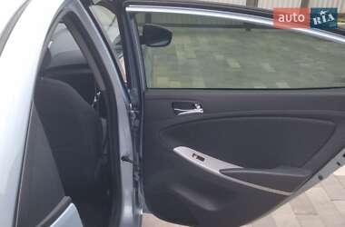 Седан Hyundai Accent 2011 в 