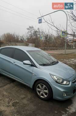 Седан Hyundai Accent 2012 в Киеве