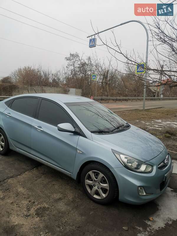Седан Hyundai Accent 2012 в Києві фото 5 Седан Hyundai Accent 2012 в Києві