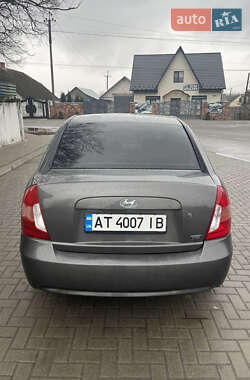 Седан Hyundai Accent 2010 в 