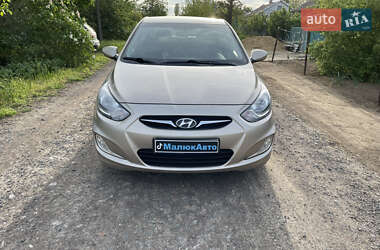 Седан Hyundai Accent 2011 в Миколаєві