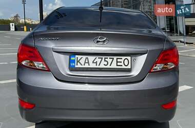 Седан Hyundai Accent 2014 в 