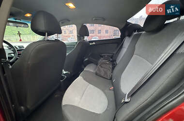 Седан Hyundai Accent 2011 в 