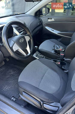 Седан Hyundai Accent 2012 в 