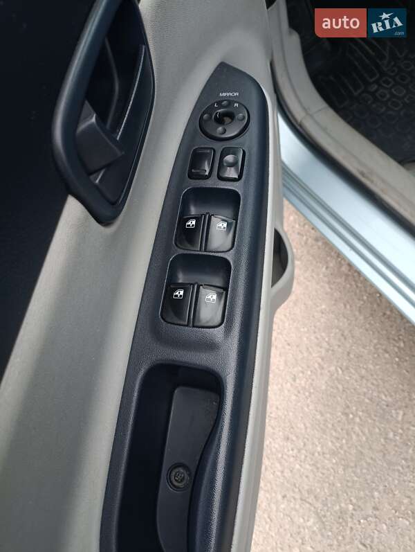 Седан Hyundai Accent 2007 в Харькове