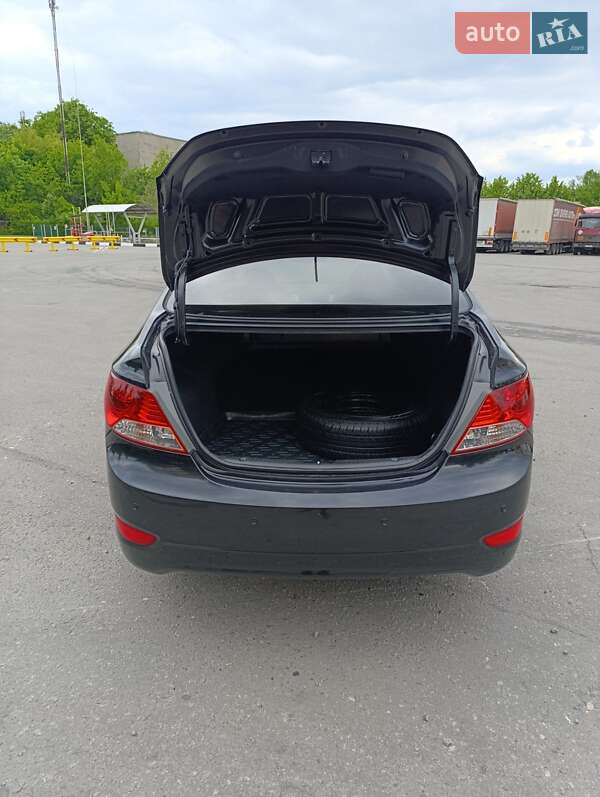 Седан Hyundai Accent 2011 в Харькове