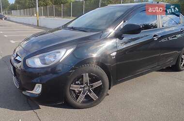 Седан Hyundai Accent 2011 в 