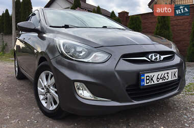 Седан Hyundai Accent 2011 в 