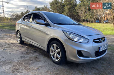 Седан Hyundai Accent 2011 в Днепре
