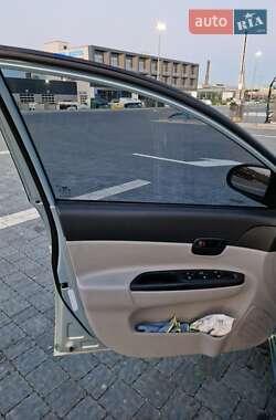 Седан Hyundai Accent 2008 в Новояворовске