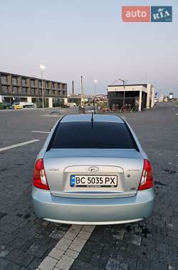 Седан Hyundai Accent 2008 в Новояворовске