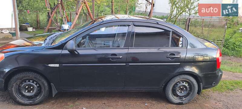 Хэтчбек Hyundai Accent 2008 в Ужгороде фото 2 Хэтчбек Hyundai Accent 2008 в Ужгороде