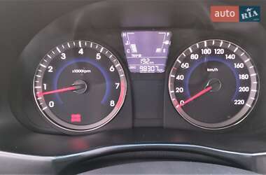 Седан Hyundai Accent 2011 в 