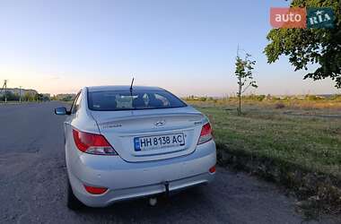 Седан Hyundai Accent 2011 в 