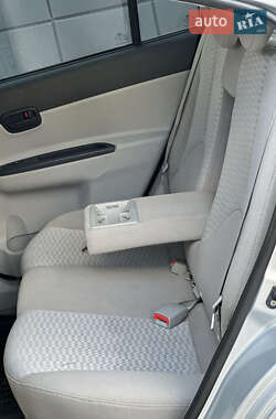 Седан Hyundai Accent 2008 в 