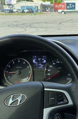 Седан Hyundai Accent 2016 в 