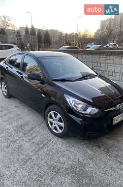 Седан Hyundai Accent 2012 в Ивано-Франковске