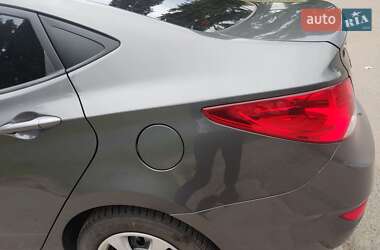 Седан Hyundai Accent 2013 в 