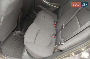 Седан Hyundai Accent 2013 в 
