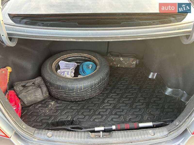 Седан Hyundai Accent 2011 в Києві