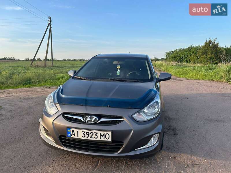 Седан Hyundai Accent 2011 в Києві